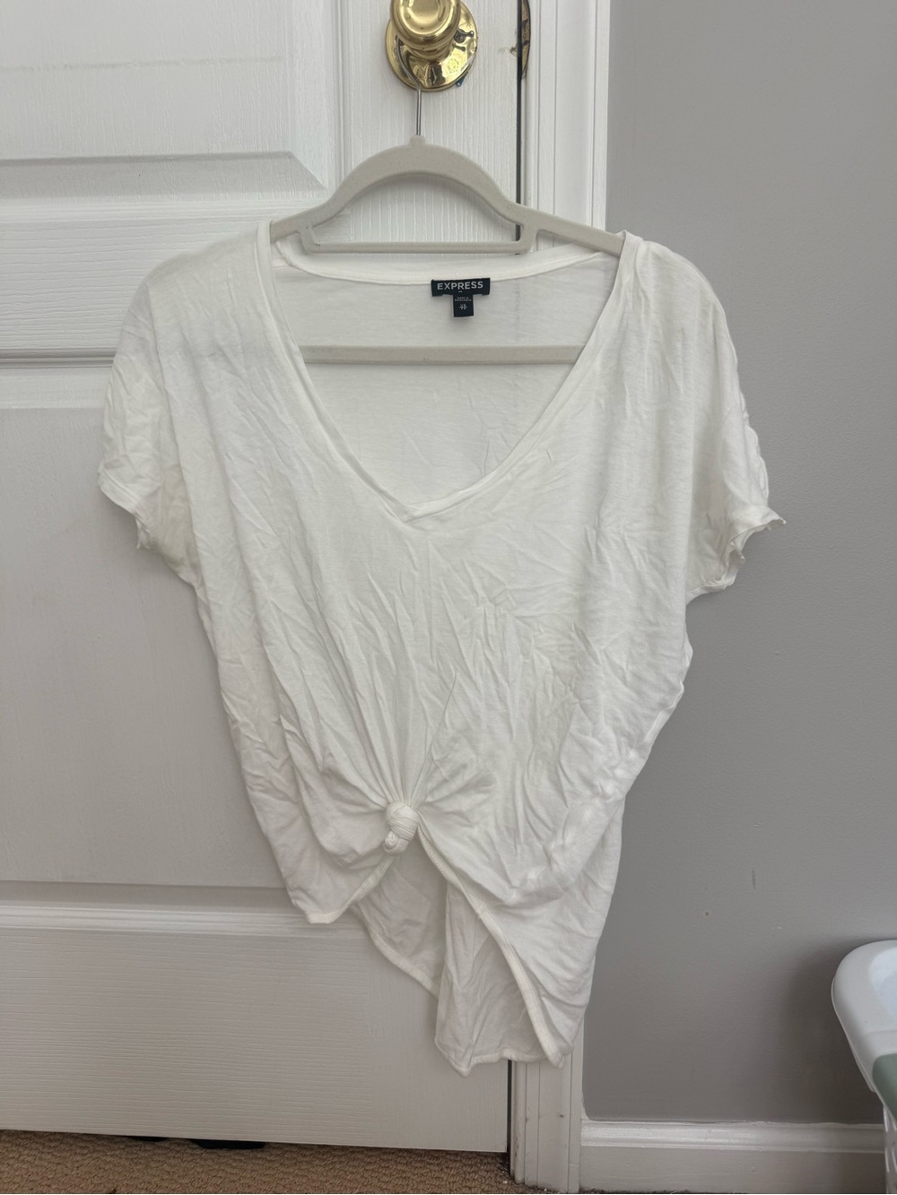 Express White Short Sleeve V-Neck Knot Front Tee